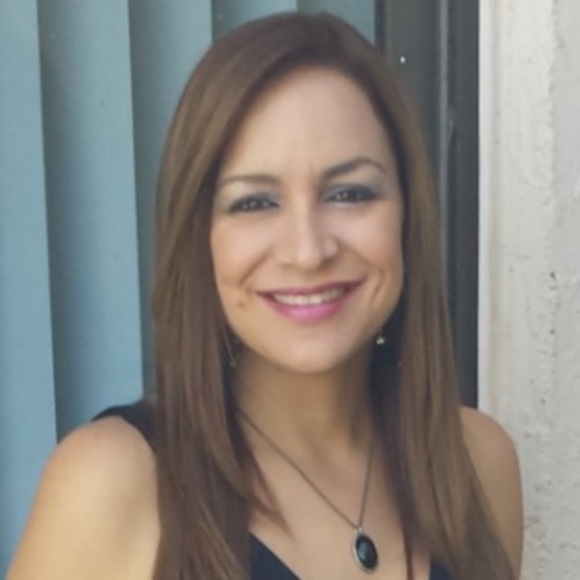 Meet your Posher, Stella - Picture 1 of 1